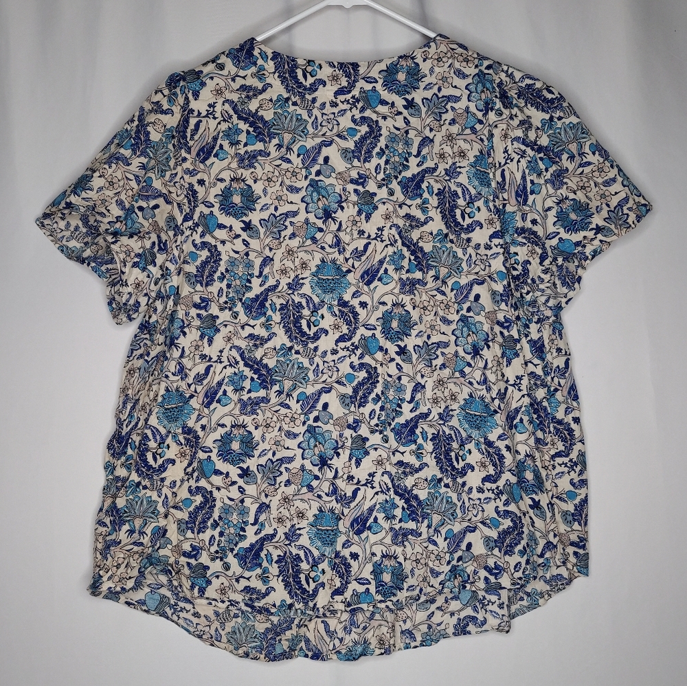 Knox Rose Top Womens Berry Wildflower Floral Lace-Up Vneck Short Sleeve Textured - Picture 2 of 10
